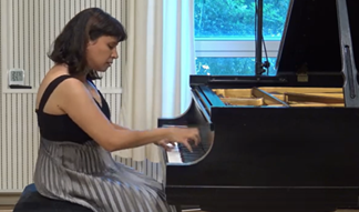 Shimrit Tsiporen performs Etude for the Octaves by Claude Debussy